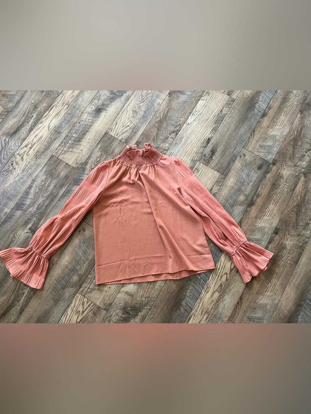 Big bratt boutique muted peach blouse with peasant sleeves and mock neck - small